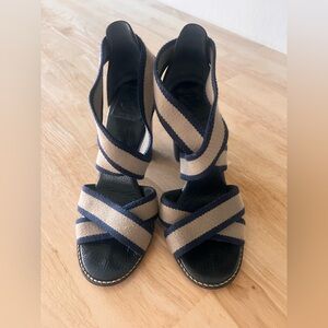 Tory Burch Women's Black and Tan strappy sandals